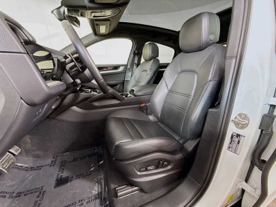 2024 Porsche Cayenne S