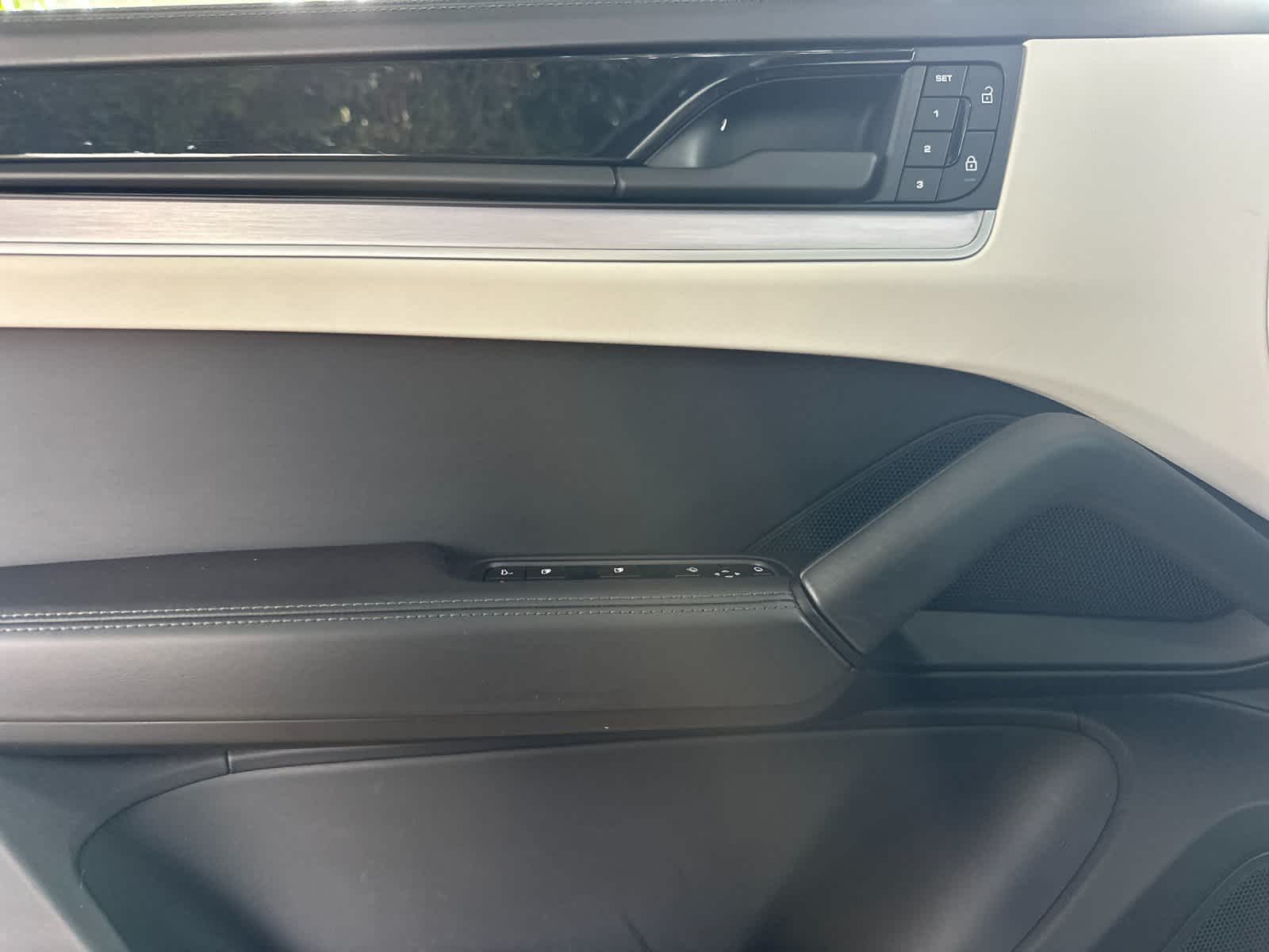 2024 Porsche Cayenne Cayenne S Coupe
