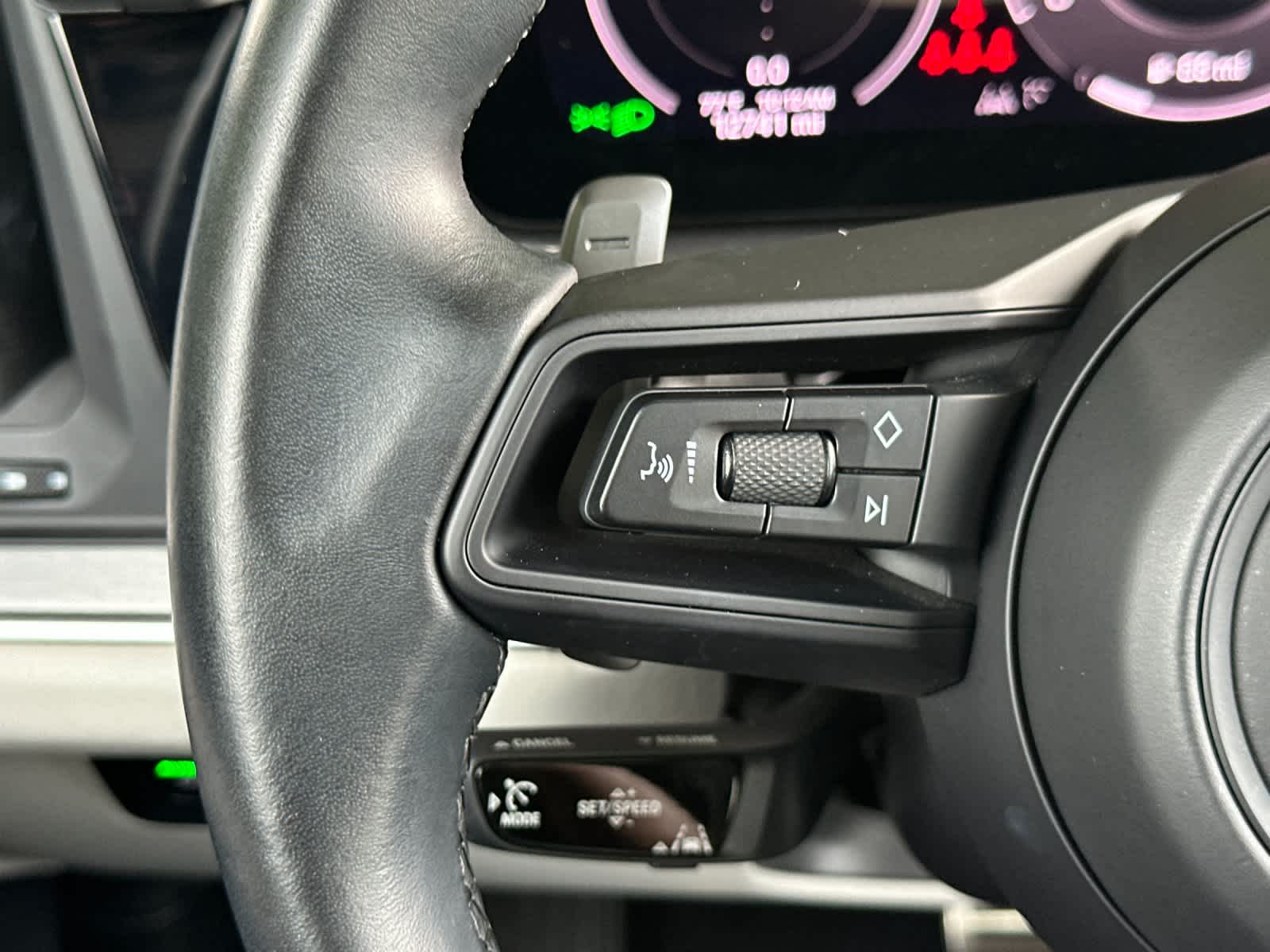 2024 Porsche Cayenne Cayenne S Coupe