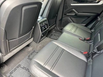 2025 Porsche Cayenne S Coupe