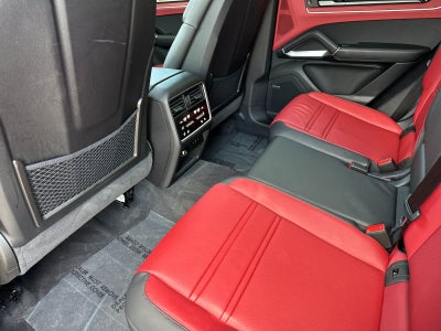 2025 Porsche Cayenne Turbo E-Hybrid Coupe