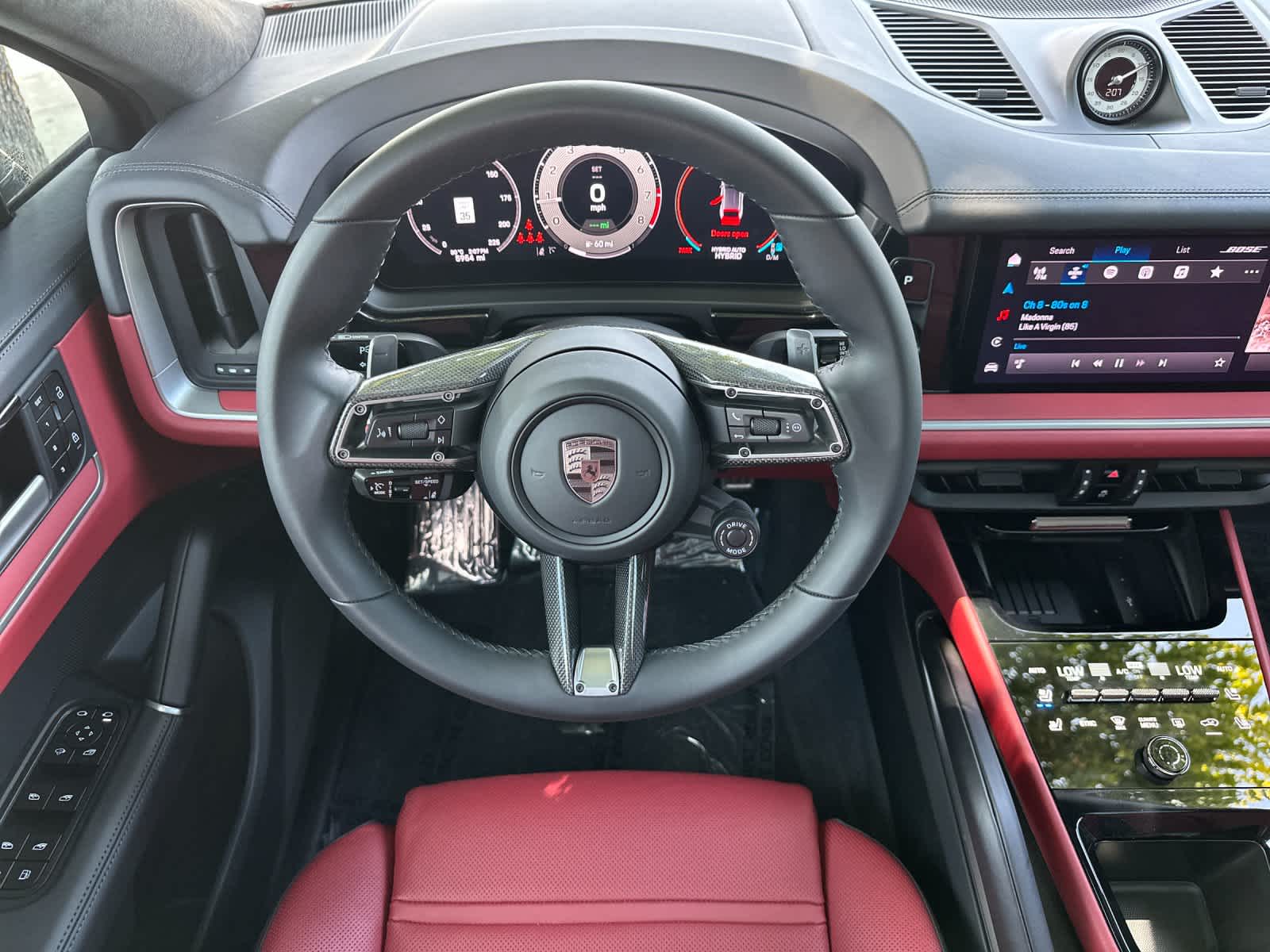 2025 Porsche Cayenne Turbo E-Hybrid Coupe