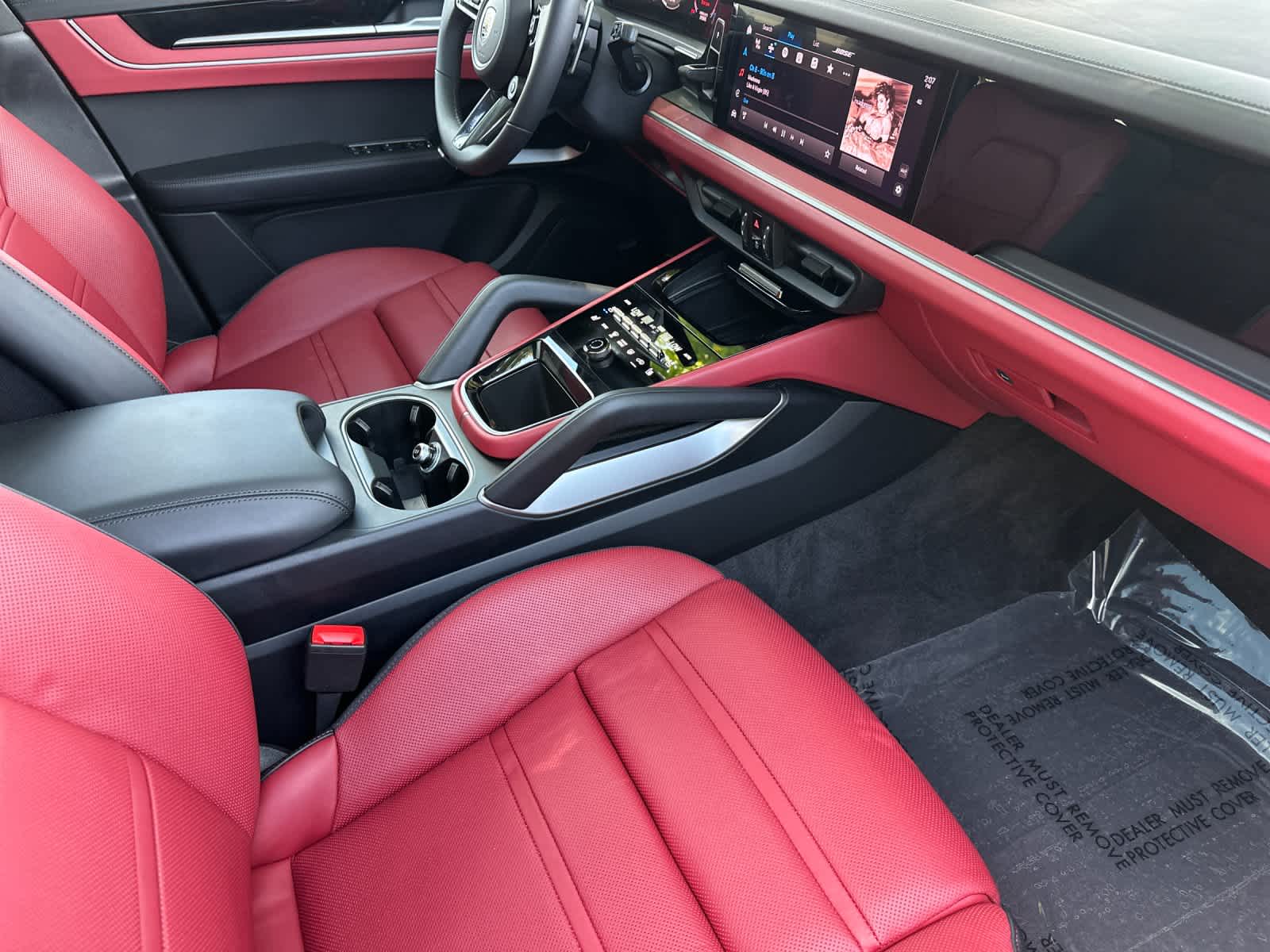 2025 Porsche Cayenne Turbo E-Hybrid Coupe