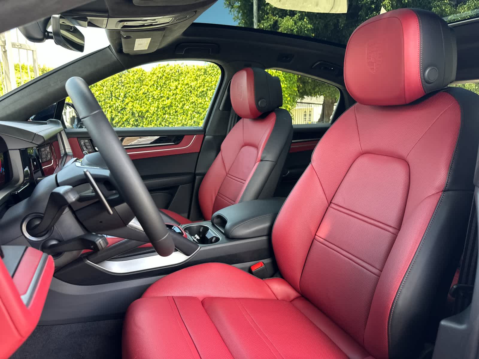 2025 Porsche Cayenne Turbo E-Hybrid Coupe