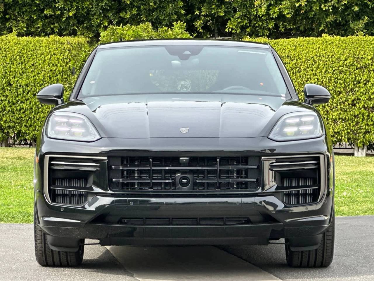 2026 Porsche Cayenne Turbo E-Hybrid Coupe
