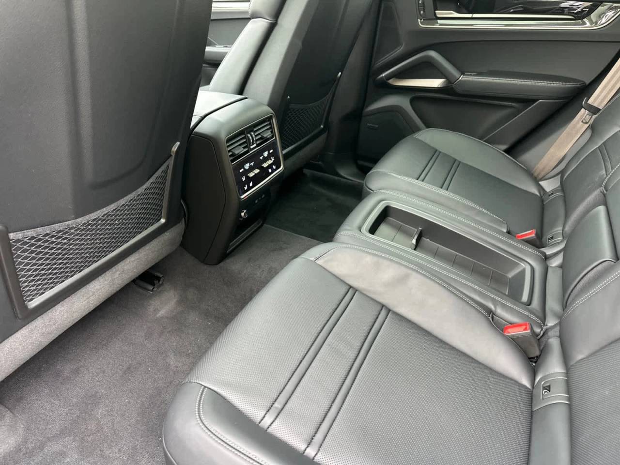 2026 Porsche Cayenne Turbo E-Hybrid Coupe