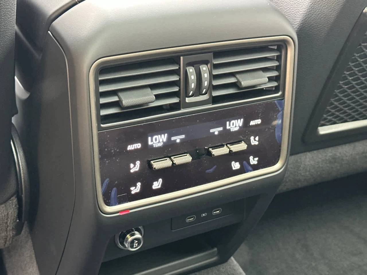 2026 Porsche Cayenne Turbo E-Hybrid Coupe