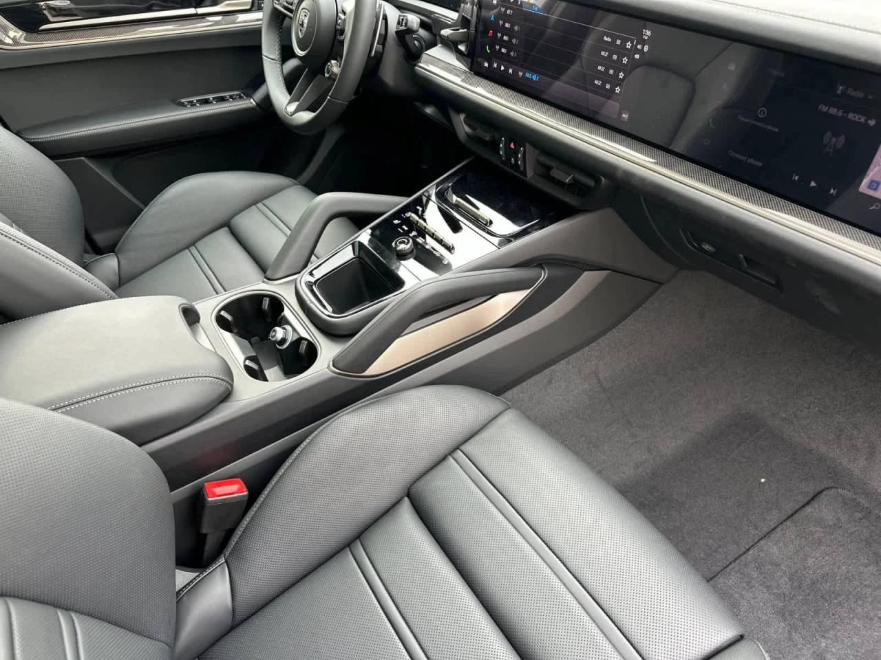 2026 Porsche Cayenne Turbo E-Hybrid Coupe