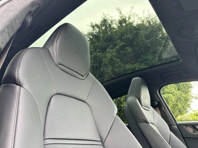 2026 Porsche Cayenne Turbo E-Hybrid Coupe