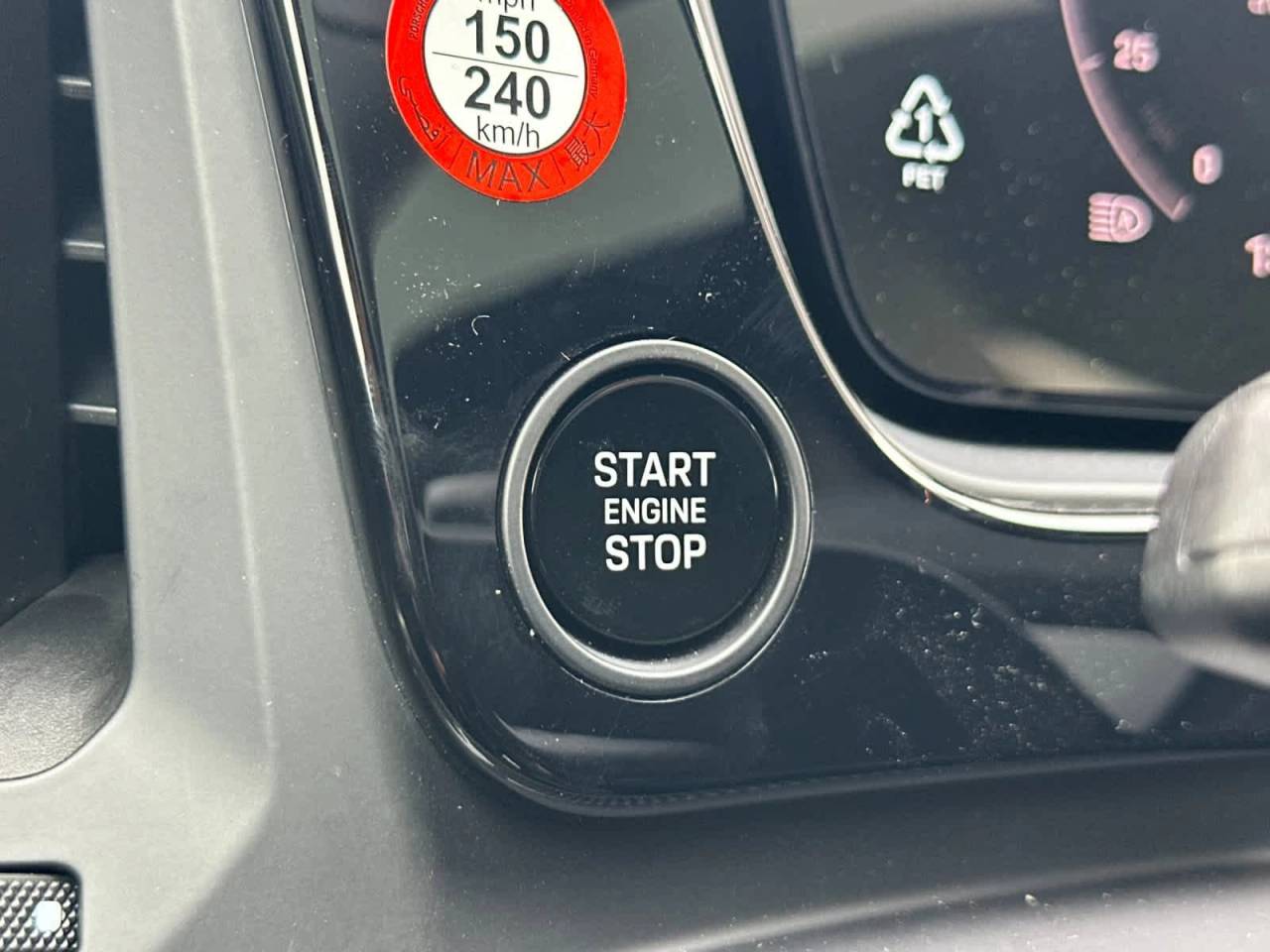 2026 Porsche Cayenne Turbo E-Hybrid Coupe