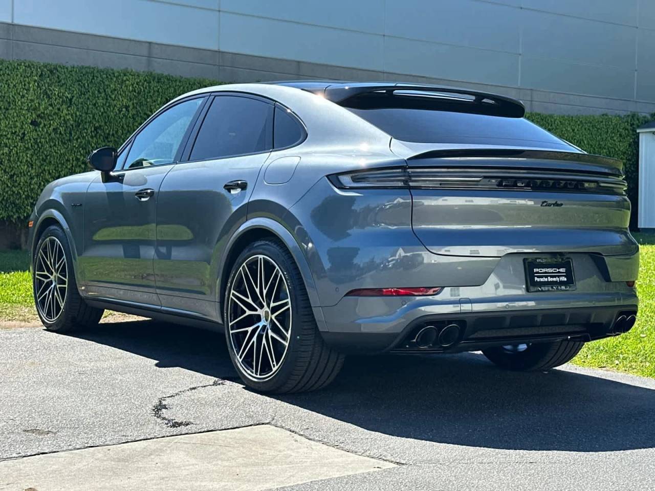 2026 Porsche Cayenne Turbo E-Hybrid Coupe