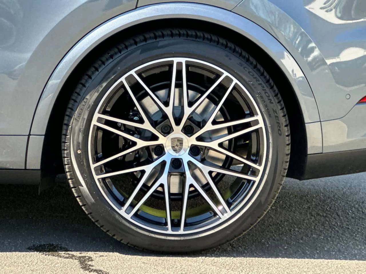 2026 Porsche Cayenne Turbo E-Hybrid Coupe