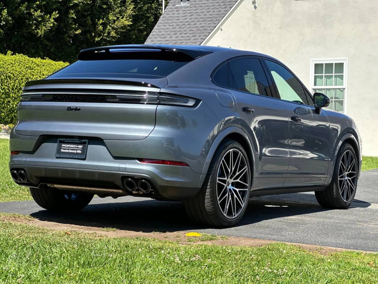 2026 Porsche Cayenne Turbo E-Hybrid Coupe