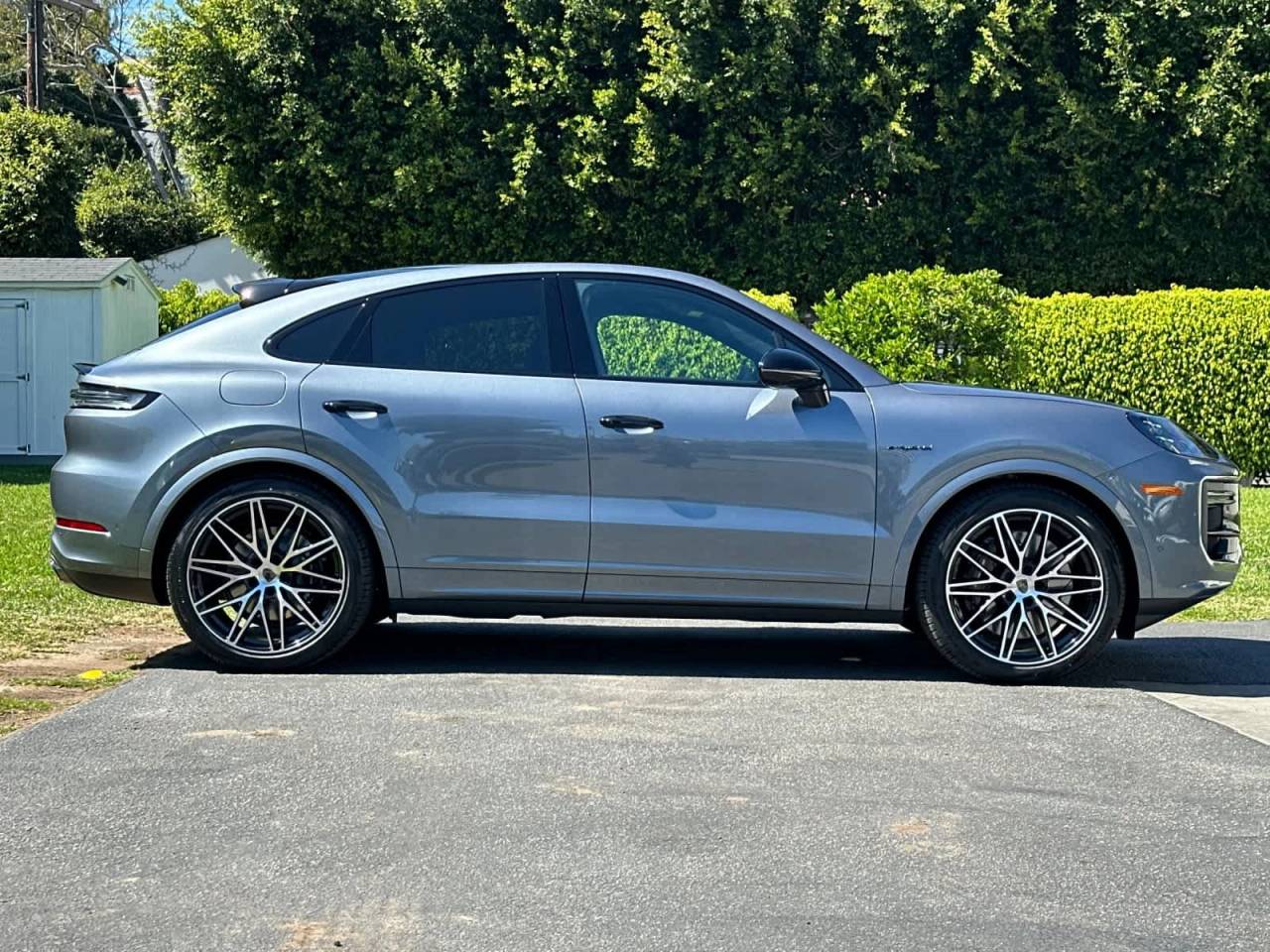 2026 Porsche Cayenne Turbo E-Hybrid Coupe