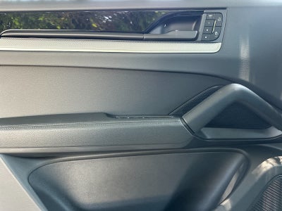 2026 Porsche Cayenne Cayenne S E-Hybrid Coupe