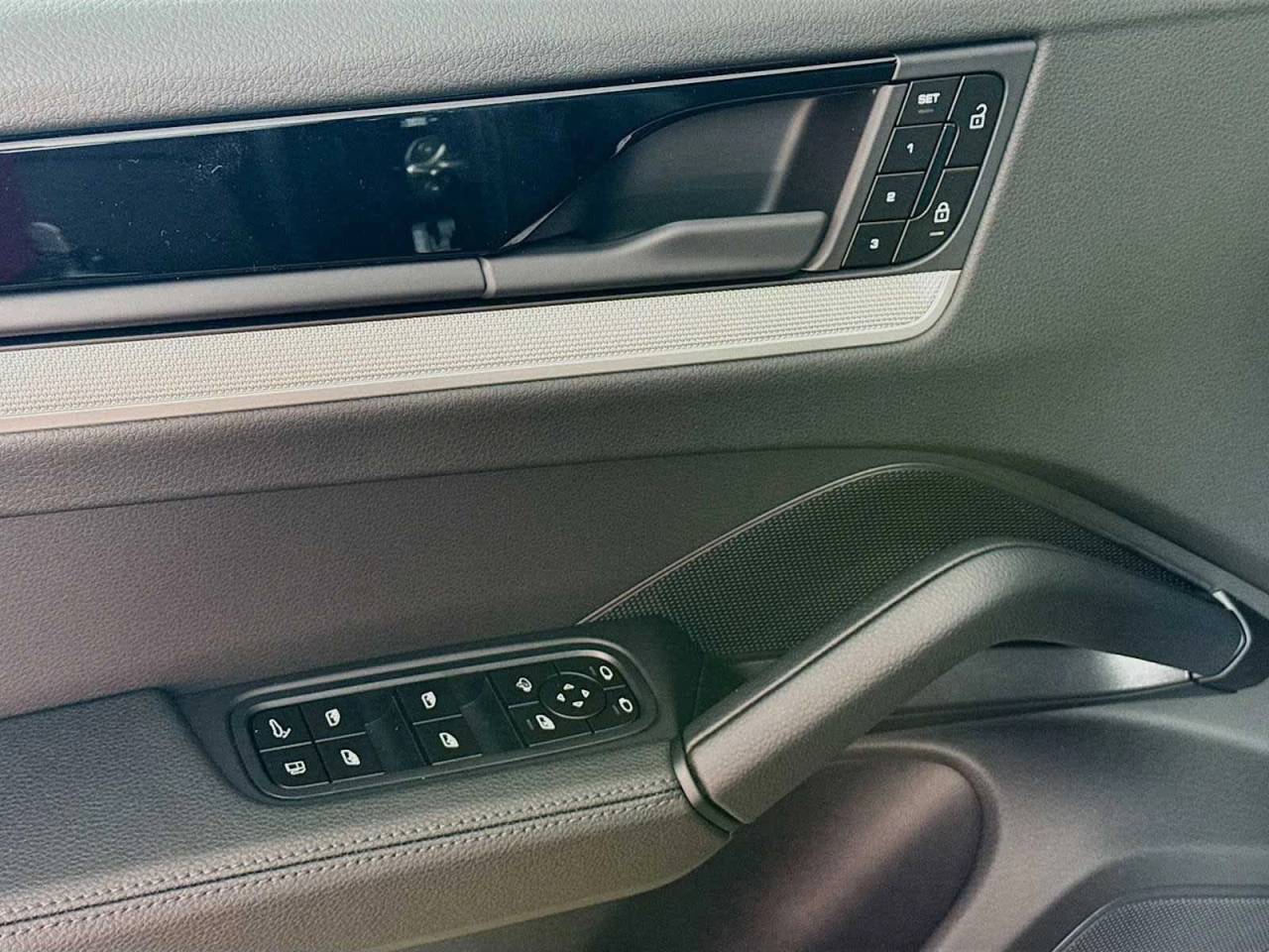 2026 Porsche Cayenne S E-Hybrid