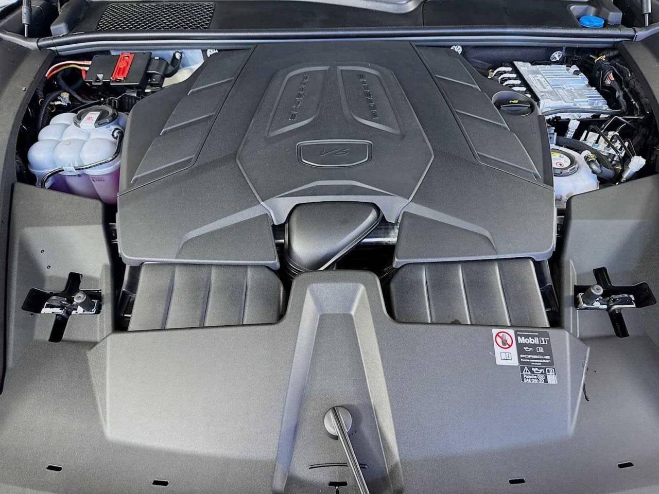 2026 Porsche Cayenne S E-Hybrid