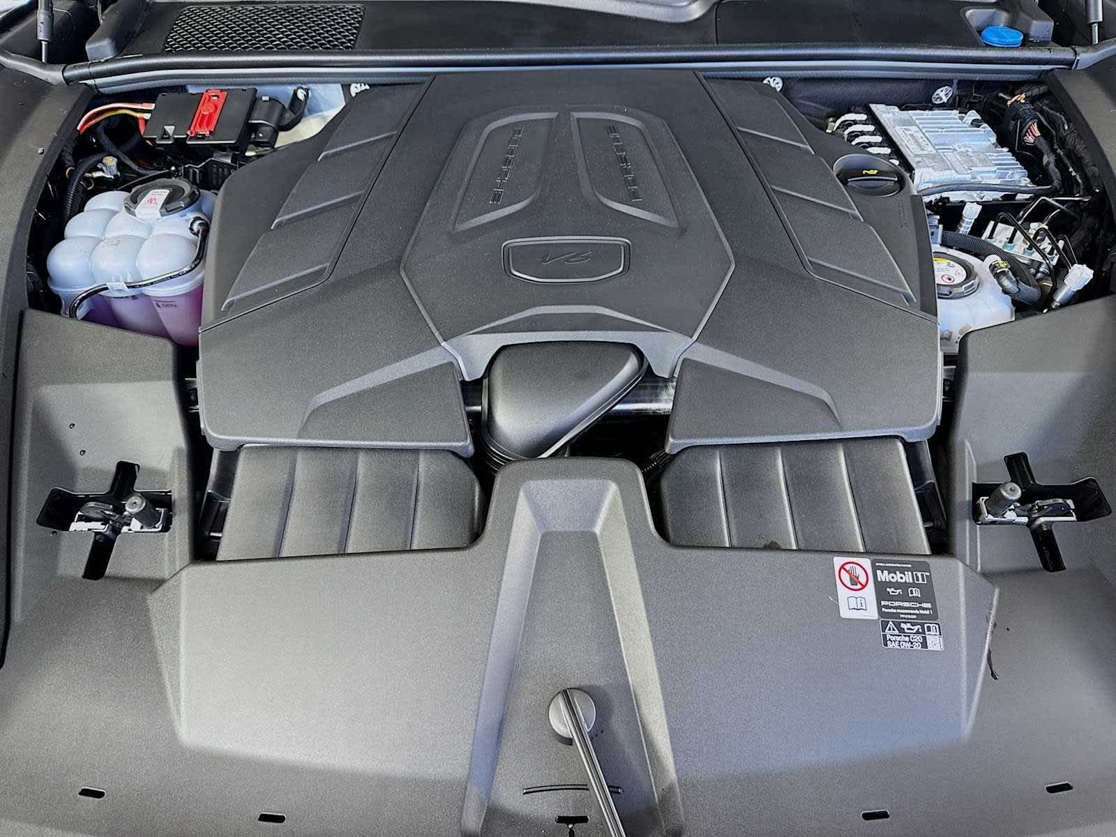 2026 Porsche Cayenne Cayenne S E-Hybrid Coupe