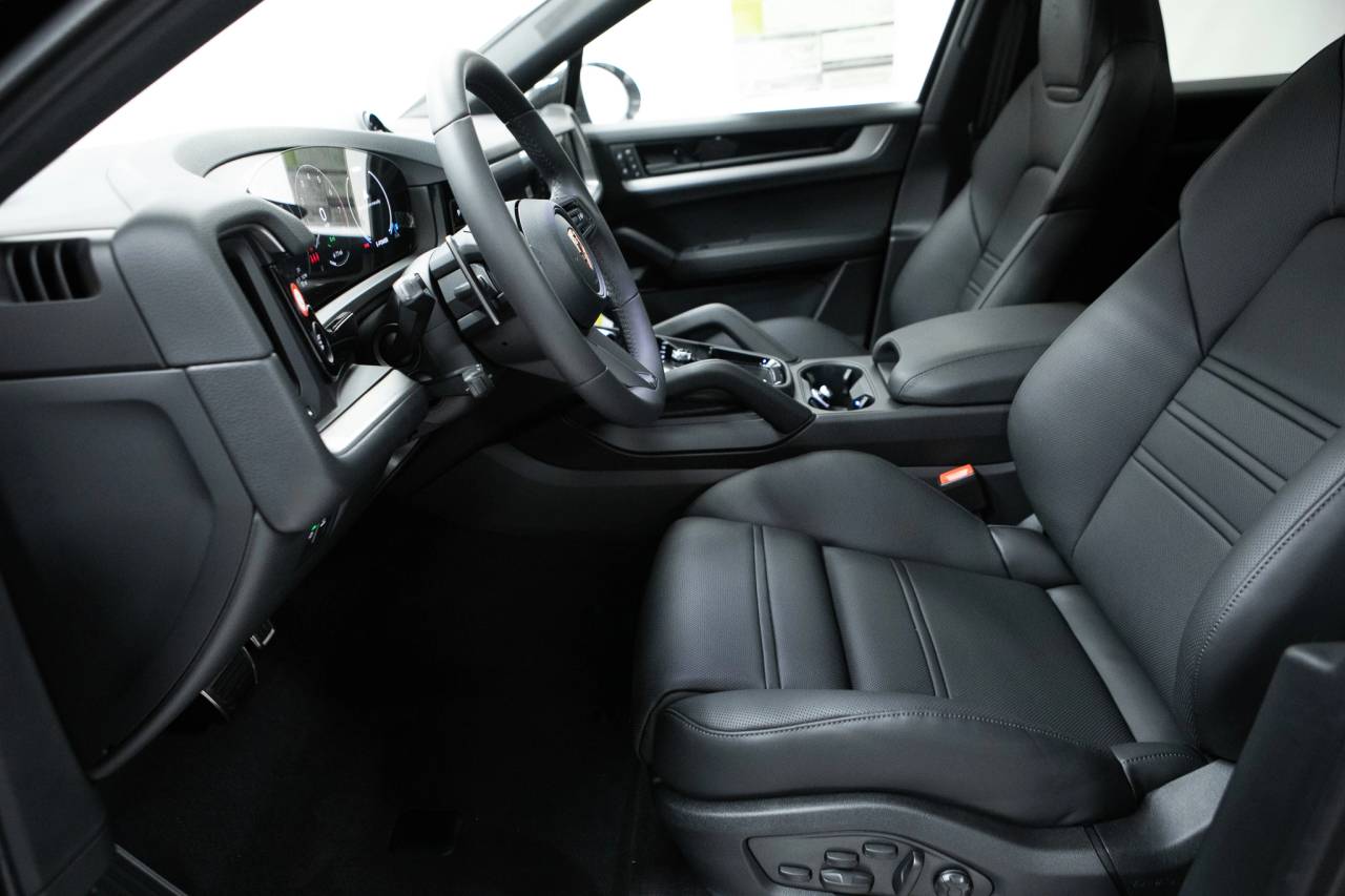 2026 Porsche Cayenne S E-Hybrid Coupe