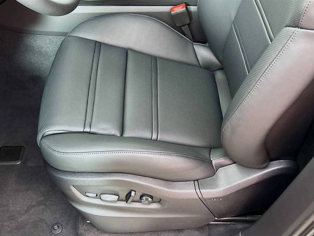 2026 Porsche Cayenne S E-Hybrid