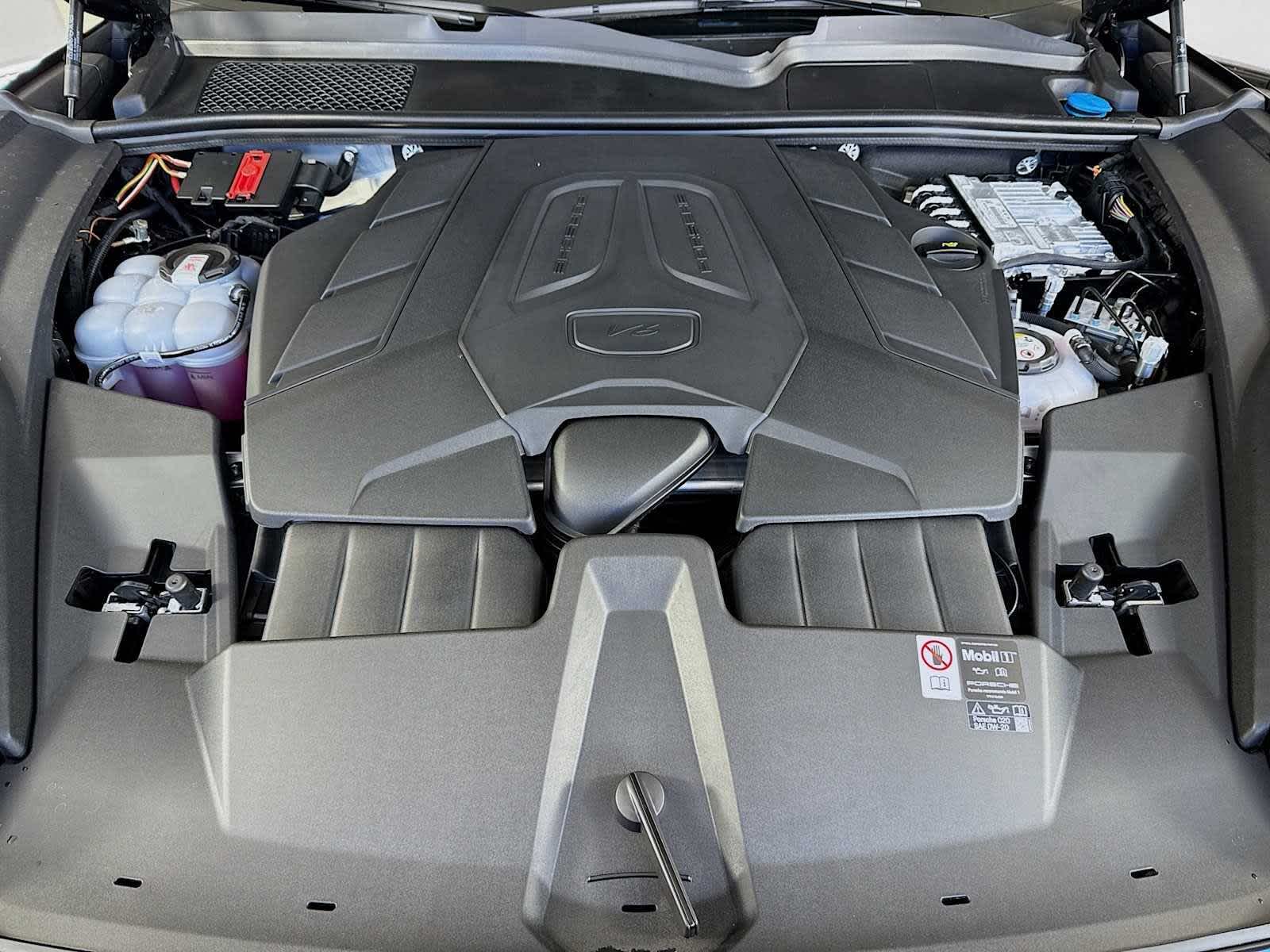2026 Porsche Cayenne Cayenne S E-Hybrid Coupe