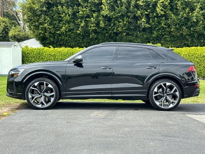 2023 Audi RS Q8 Base