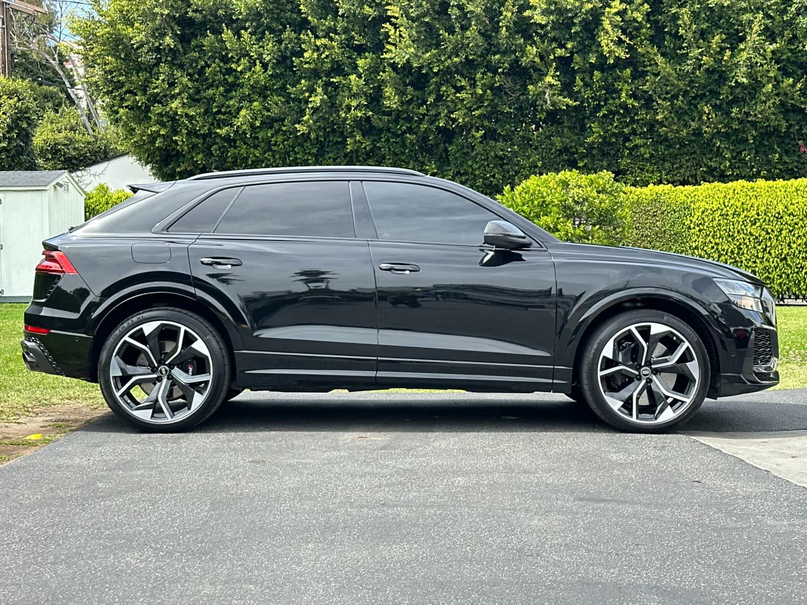 2023 Audi RS Q8 Base