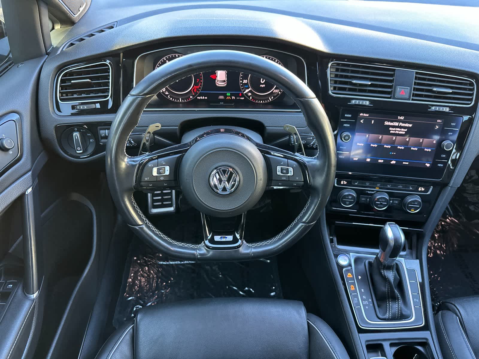 2019 Volkswagen Golf R 2.0T DSG w/DCC/Nav