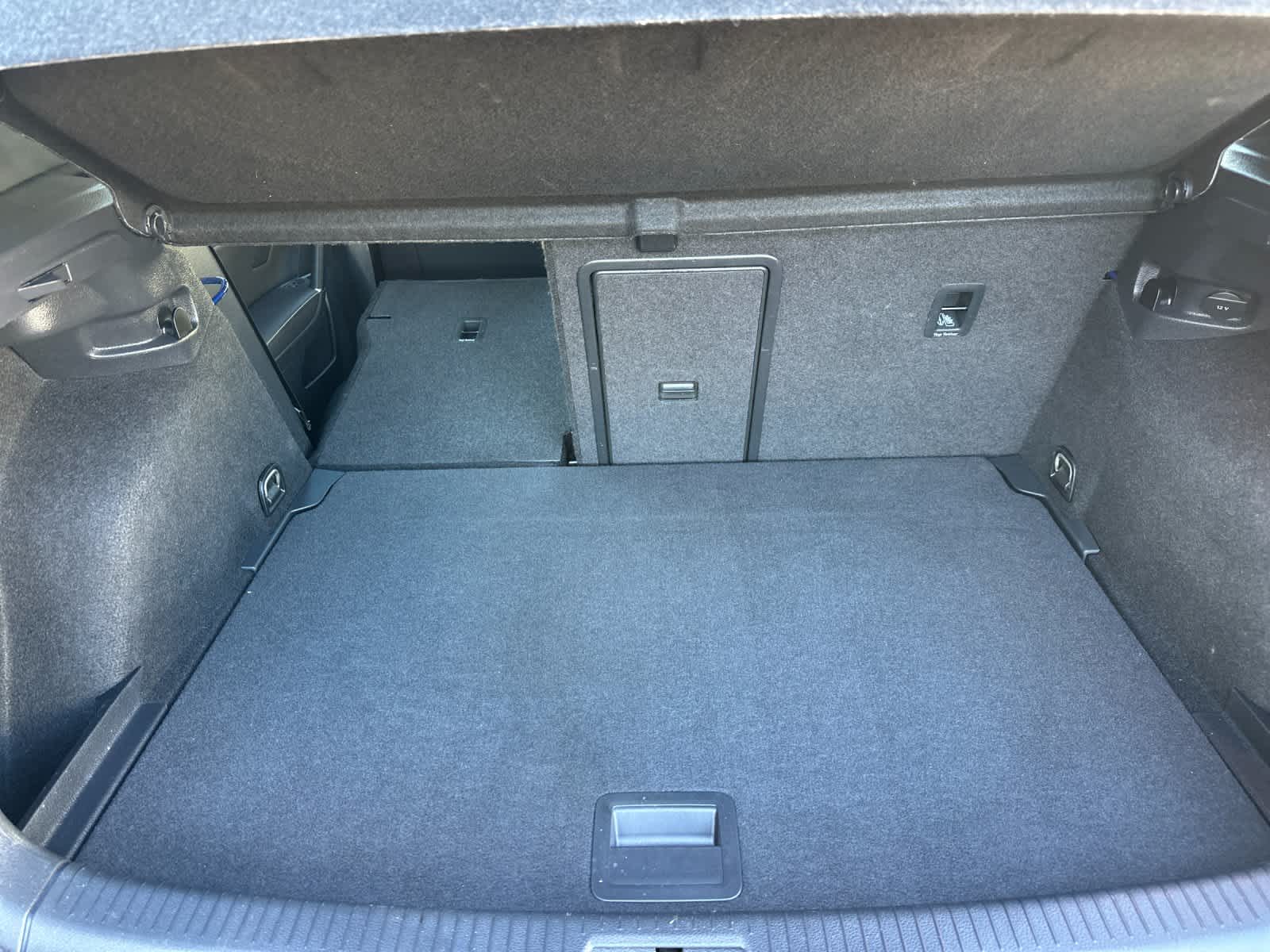 2019 Volkswagen Golf R 2.0T DSG w/DCC/Nav