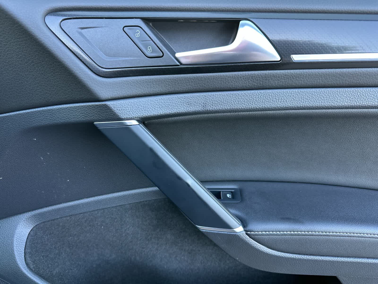 2019 Volkswagen Golf R 2.0T DSG w/DCC/Nav