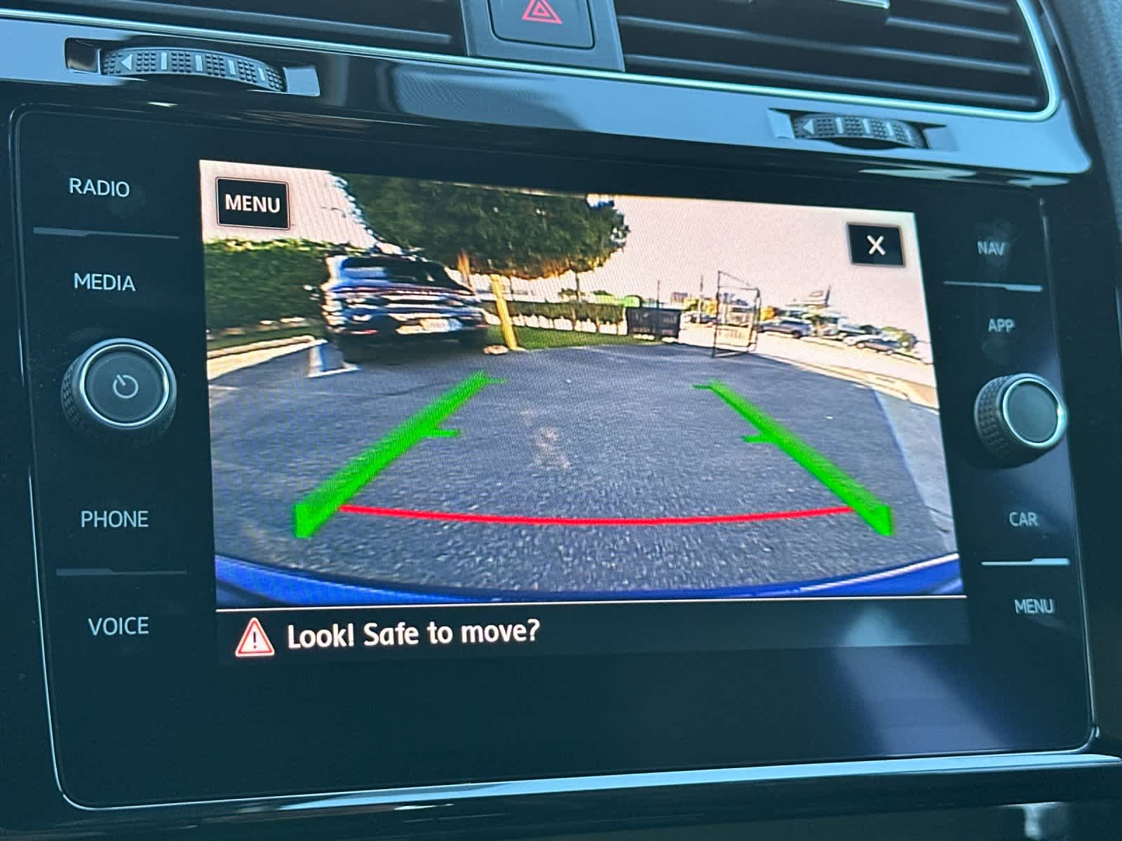 2019 Volkswagen Golf R 2.0T DSG w/DCC/Nav