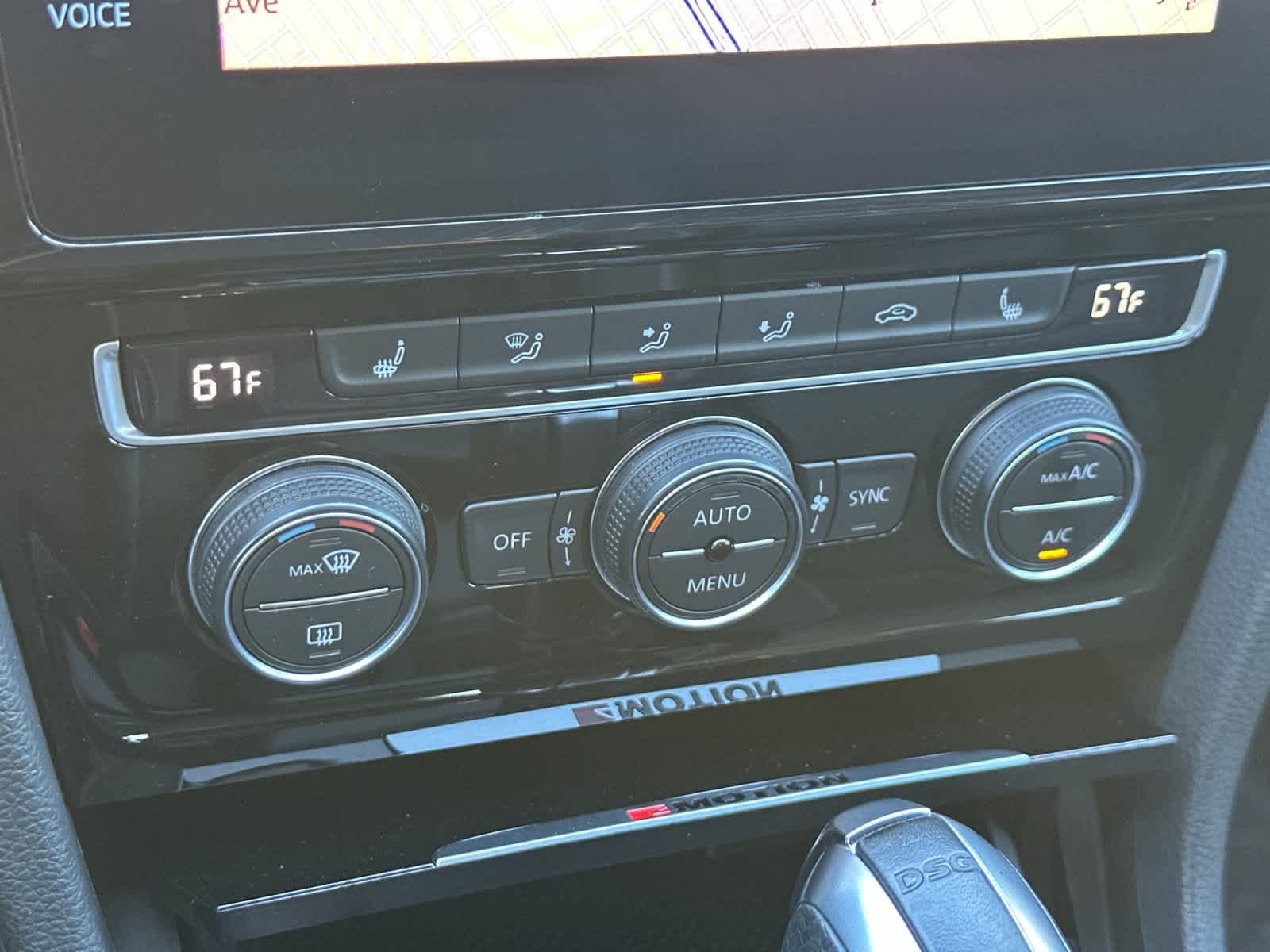 2019 Volkswagen Golf R 2.0T DSG w/DCC/Nav