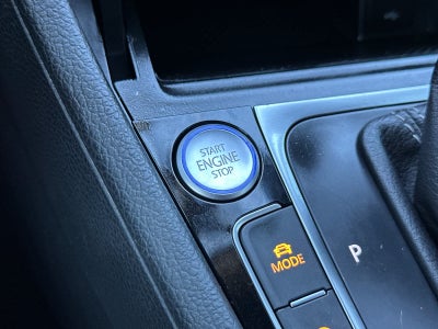 2019 Volkswagen Golf R 2.0T DSG w/DCC/Nav