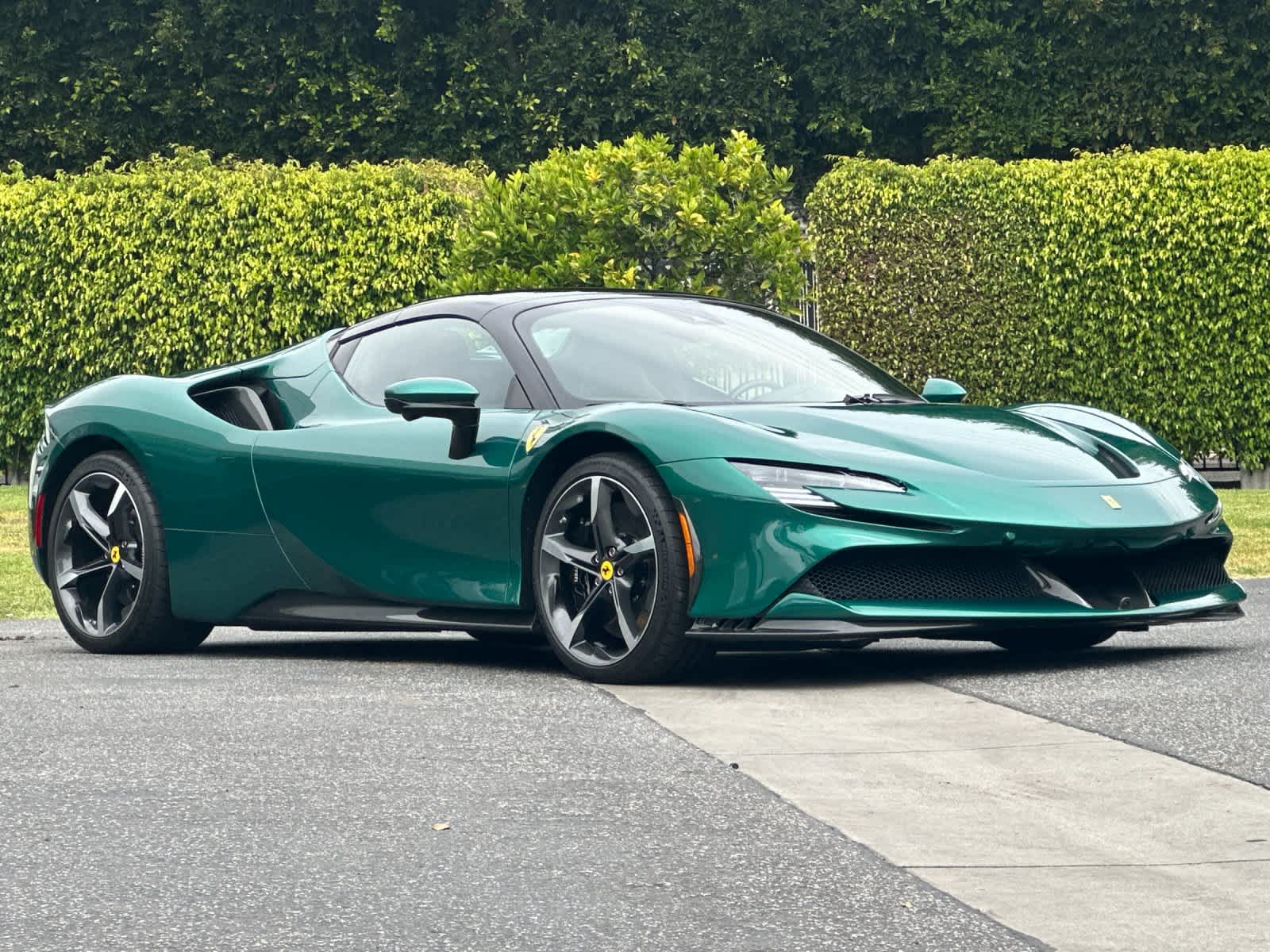 2024 Ferrari SF90 Spider Base