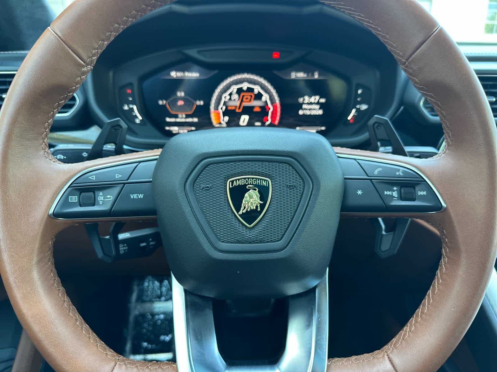2020 Lamborghini Urus Base