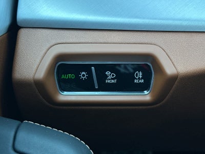 2020 Lamborghini Urus Base