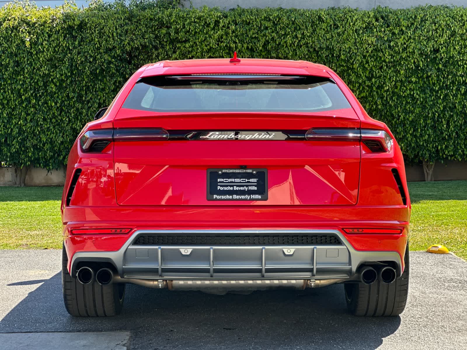 2020 Lamborghini Urus Base