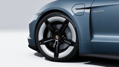 2026 Porsche Taycan 4