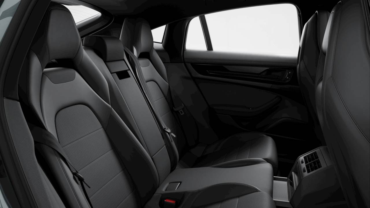 2026 Porsche Panamera Base