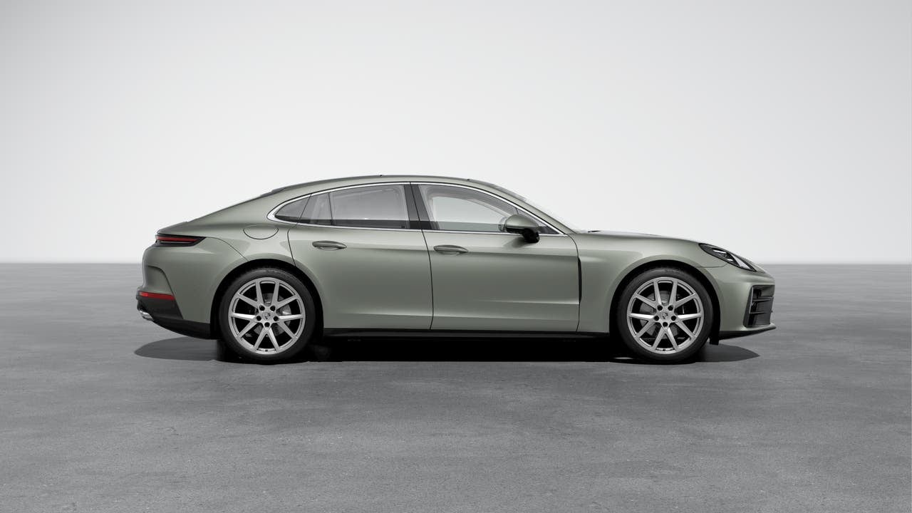 2026 Porsche Panamera Panamera 4