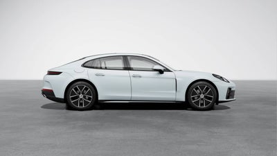 2026 Porsche Panamera Base
