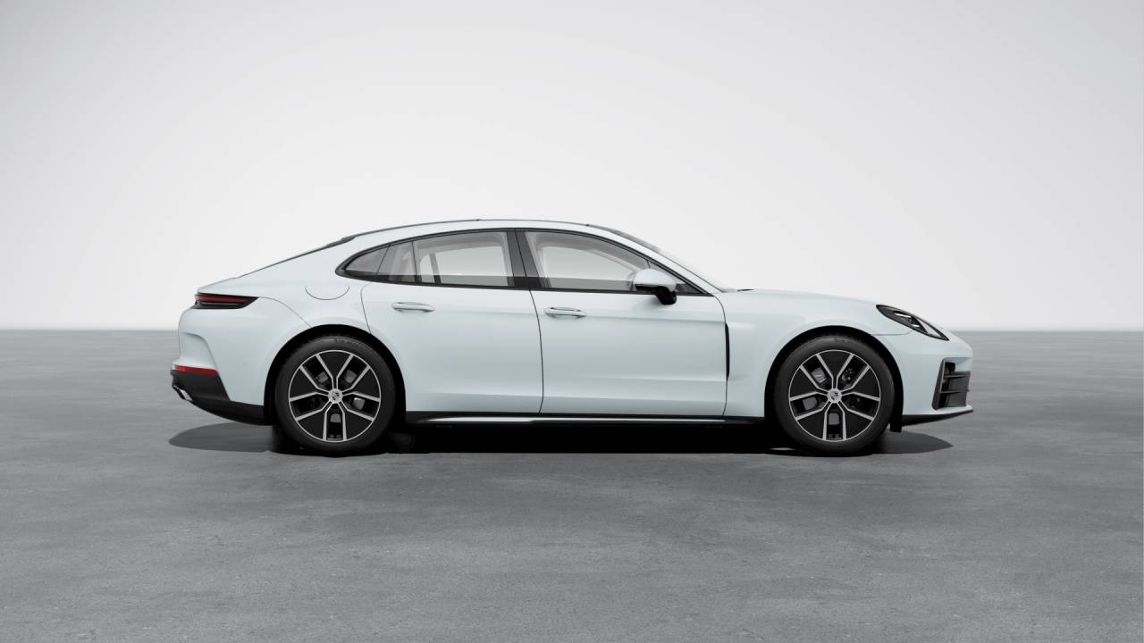 2026 Porsche Panamera Base