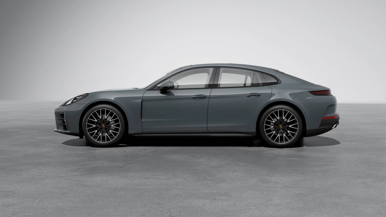 2026 Porsche Panamera RWD