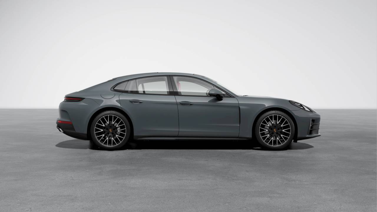 2026 Porsche Panamera RWD