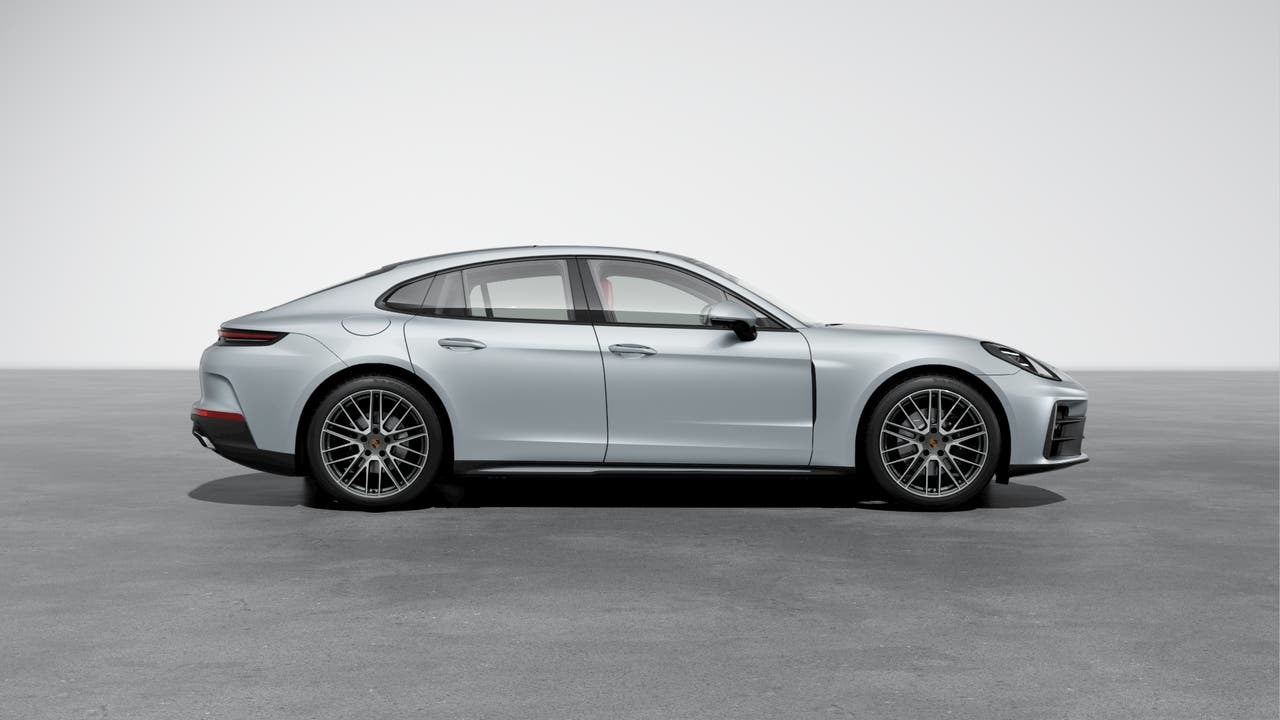 2026 Porsche Panamera Base