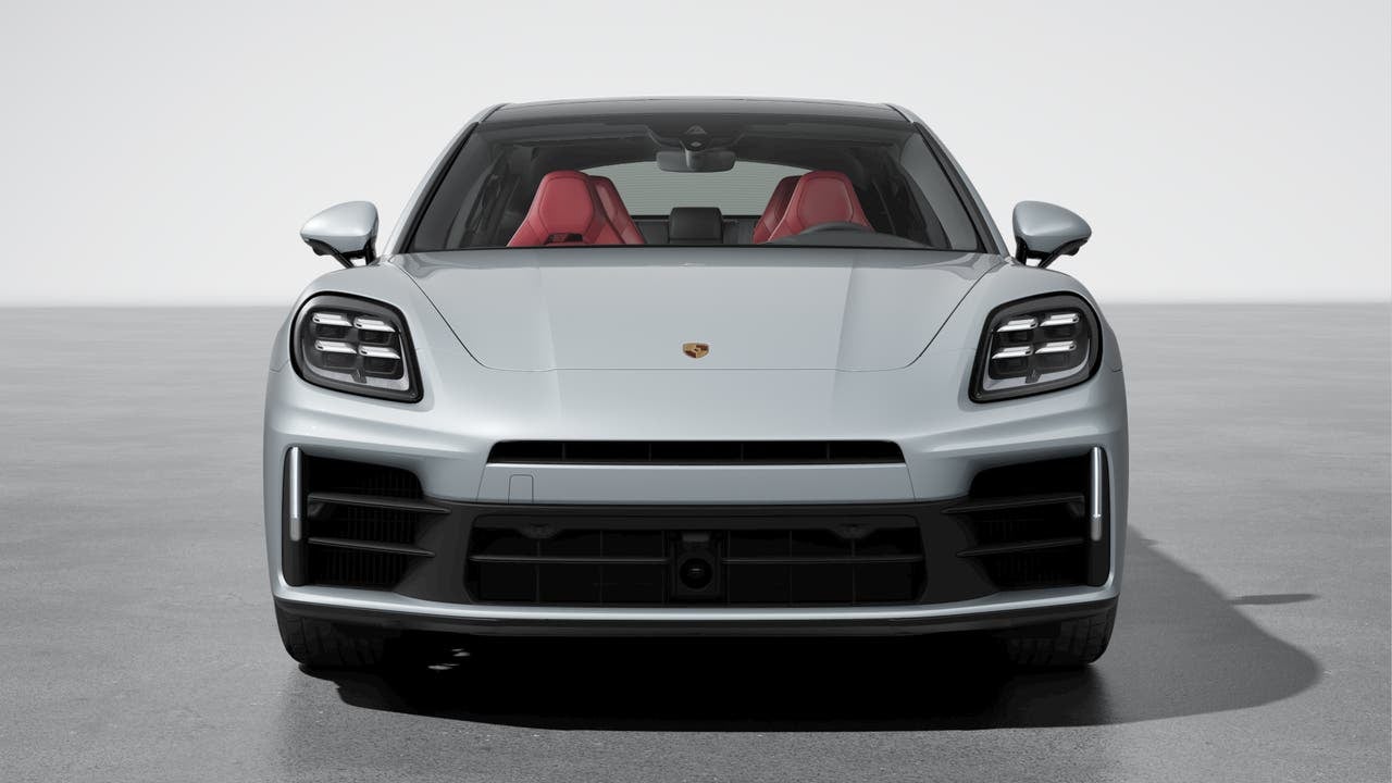 2026 Porsche Panamera Base
