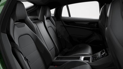 2026 Porsche Panamera 4