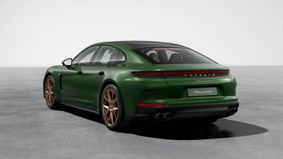 2026 Porsche Panamera 4