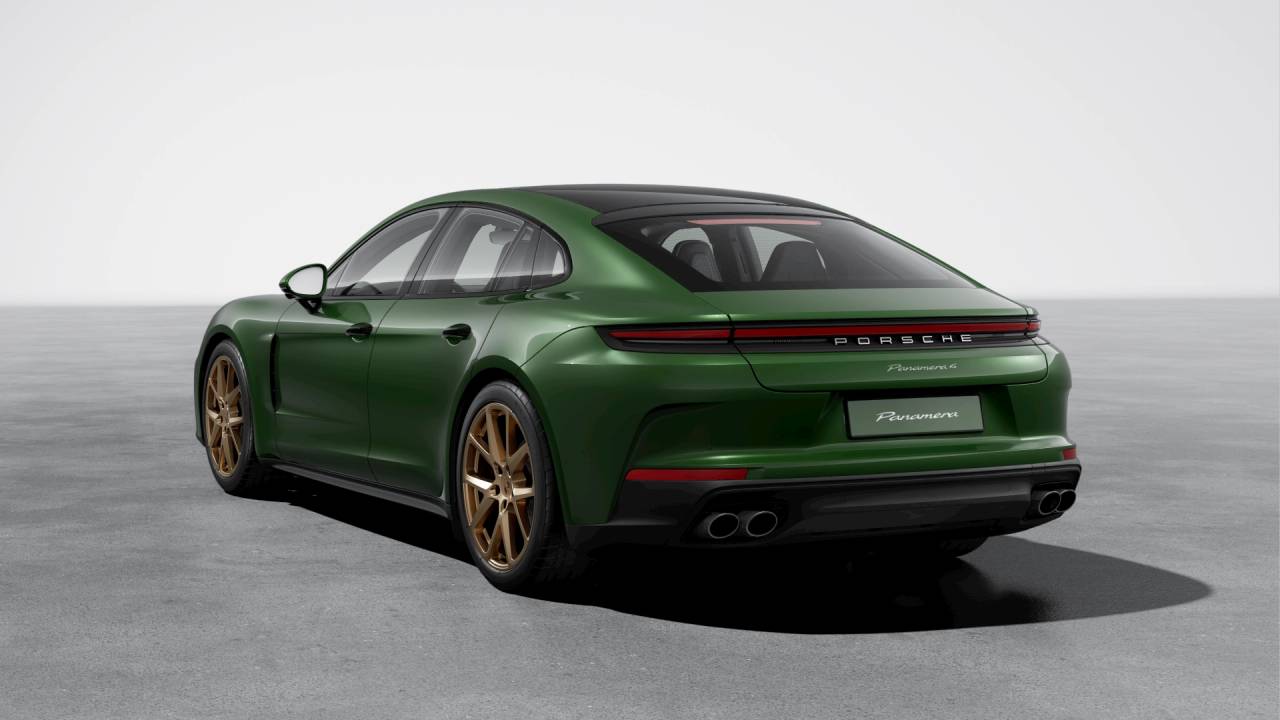 2026 Porsche Panamera 4