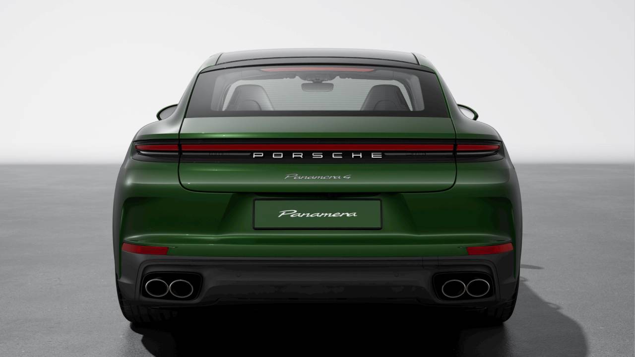 2026 Porsche Panamera 4